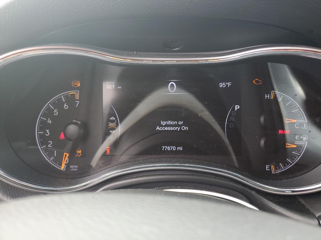 2019 Jeep Grand Cherokee - Image 9