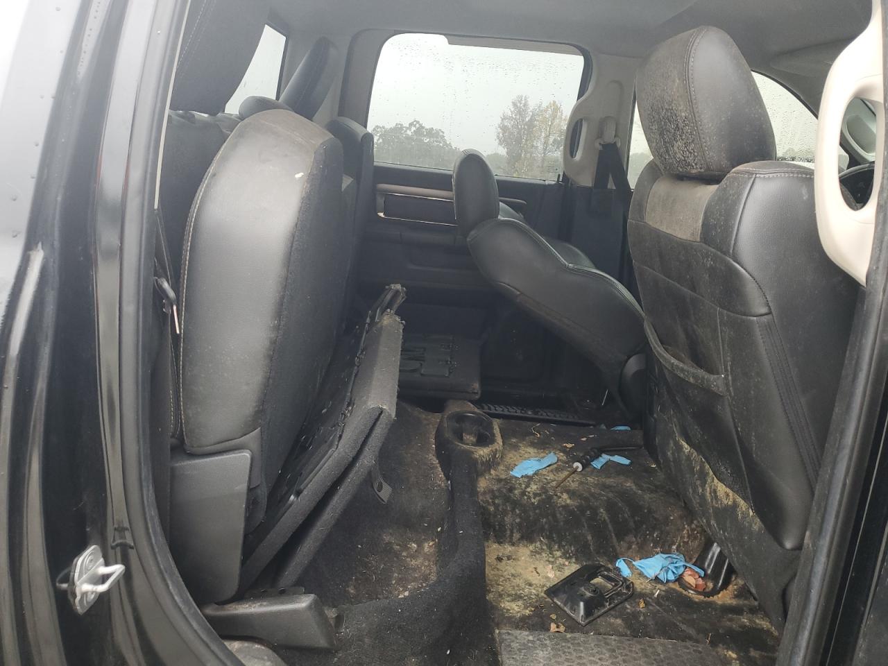 2014 RAM 1500 - Image 10