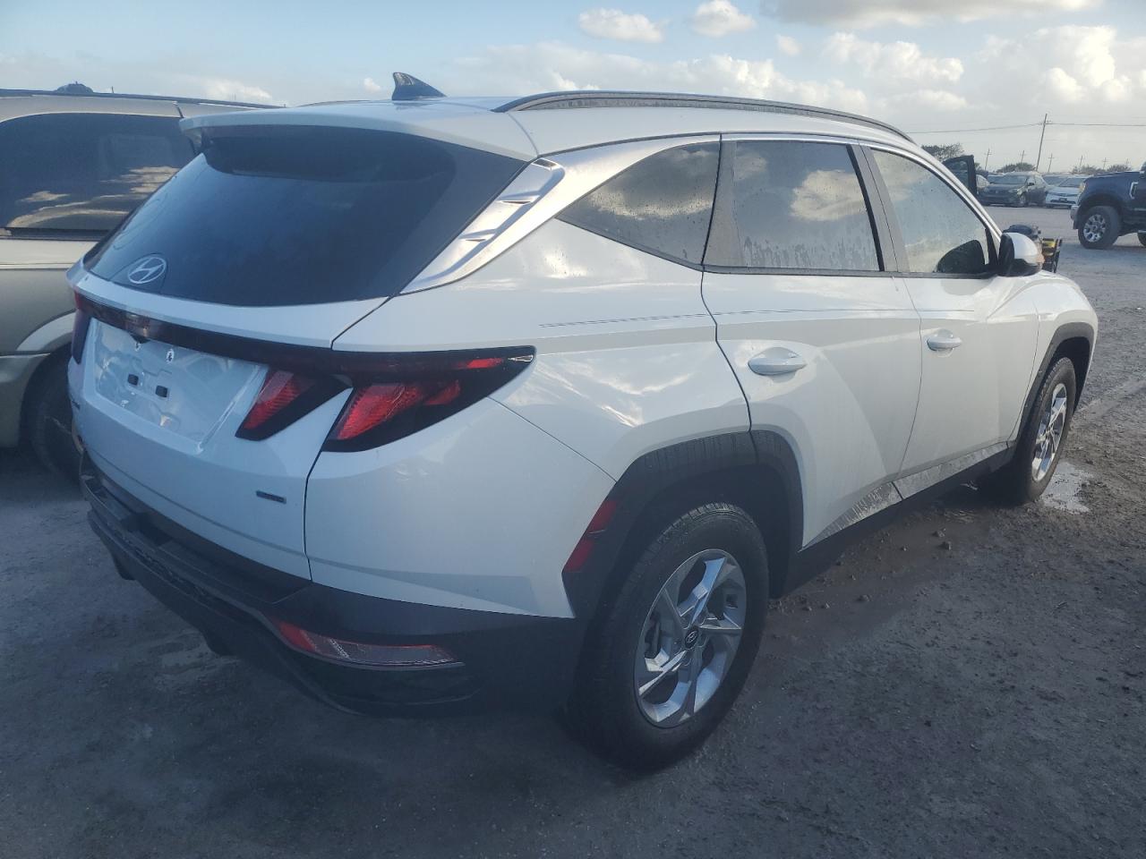 2024 Hyundai Tucson - Image 3