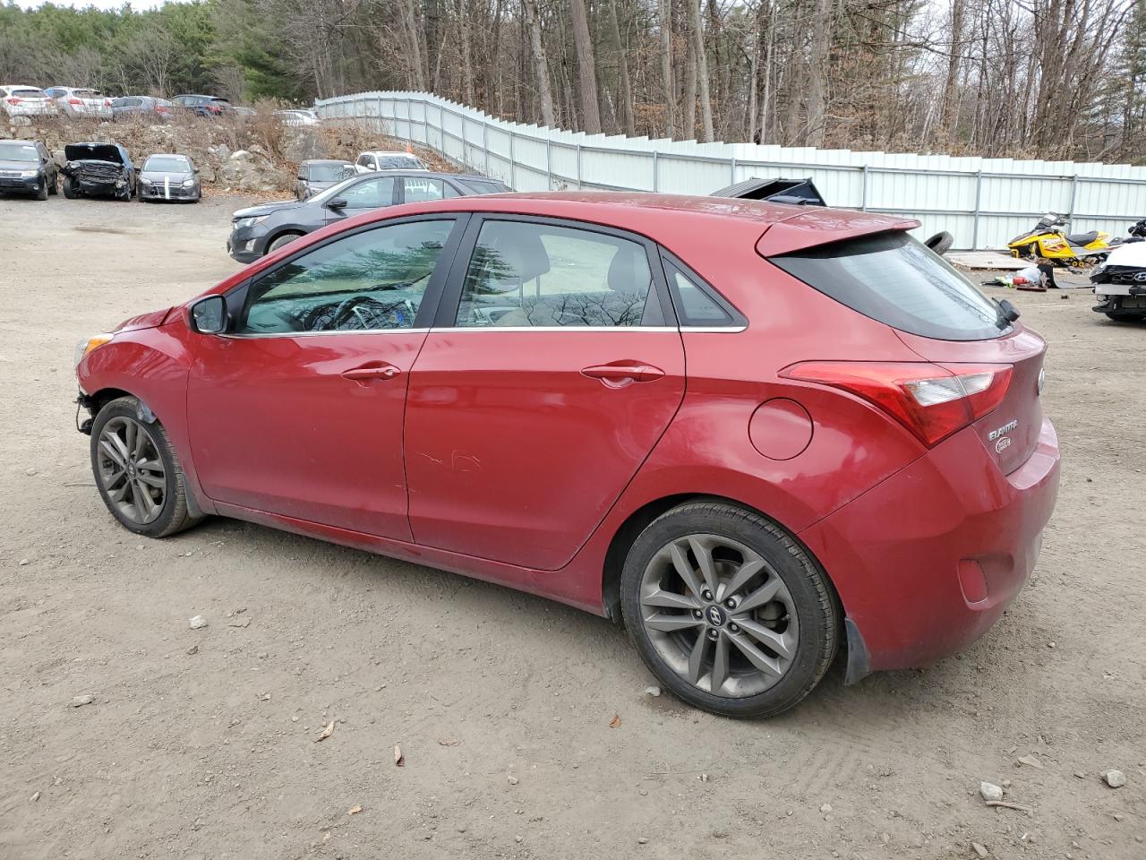 2017 Hyundai Elantra - Image 2