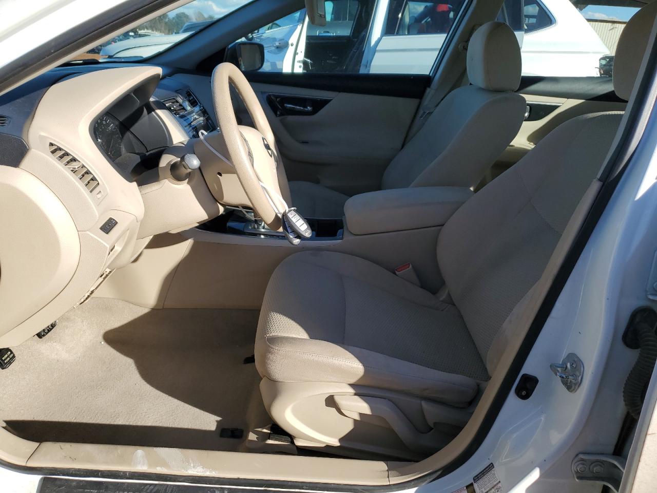2014 Nissan Altima - Image 7