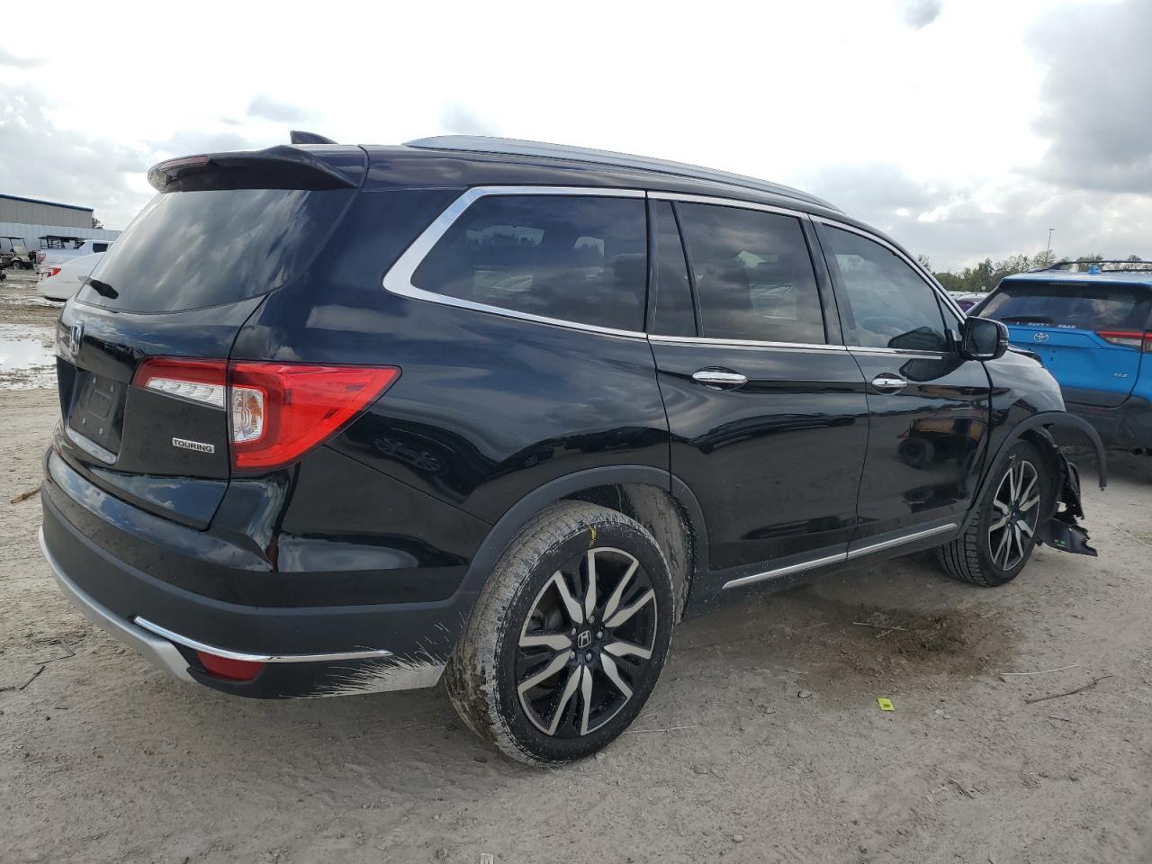 2019 Honda Pilot - Image 3