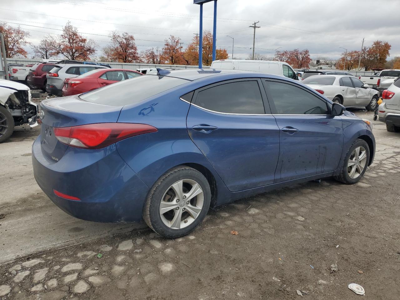 VIN 5NPDH4AE1GH739855 2016 HYUNDAI ELANTRA no.3