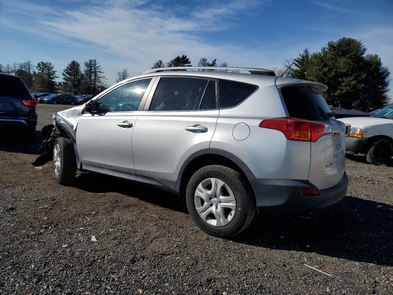 VIN 2T3BFREV9DW008714 2013 TOYOTA RAV4 no.2