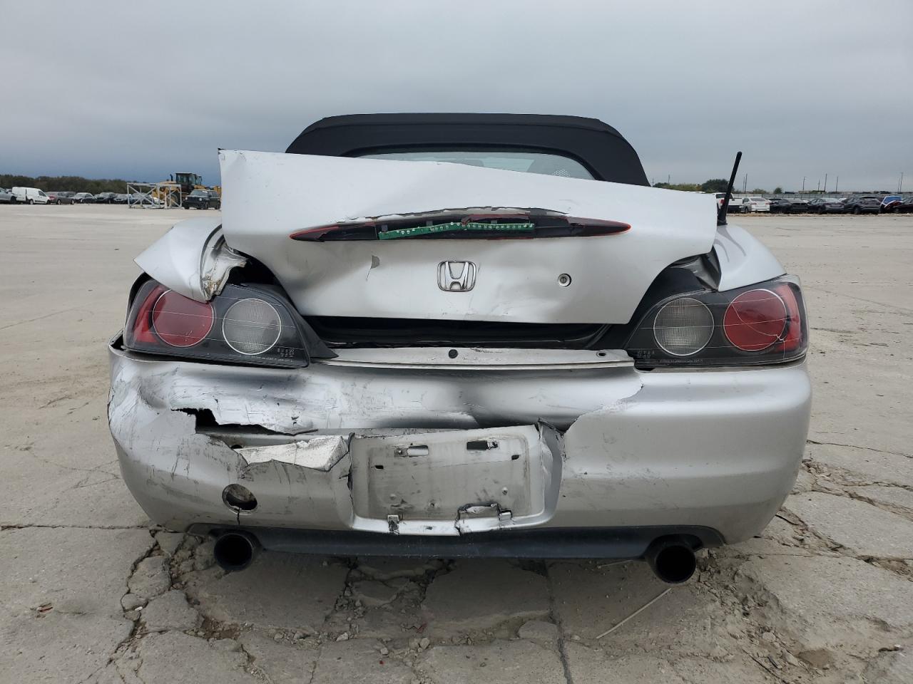 2002 Honda S2000 VIN: JHMAP11492T003373 Lot: 79857394