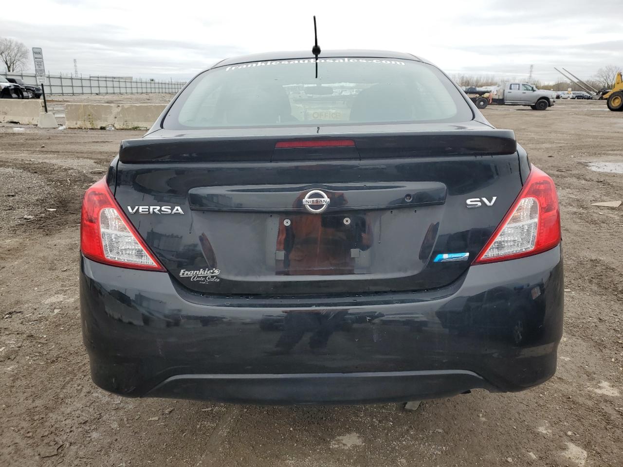 2016 Nissan Versa S VIN: 3N1CN7AP1GL813267 Lot: 79642184