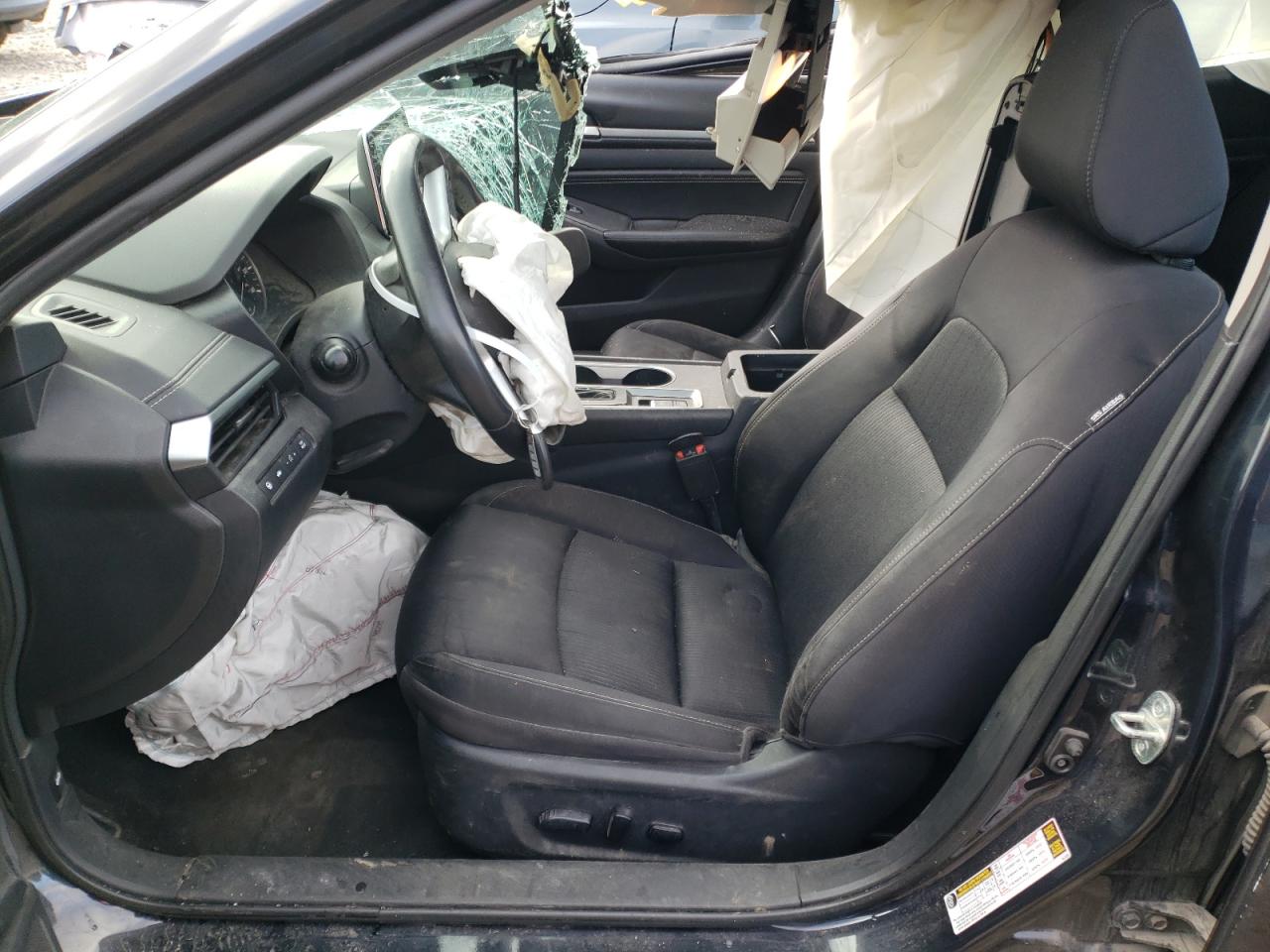 2019 Nissan Altima - Image 7