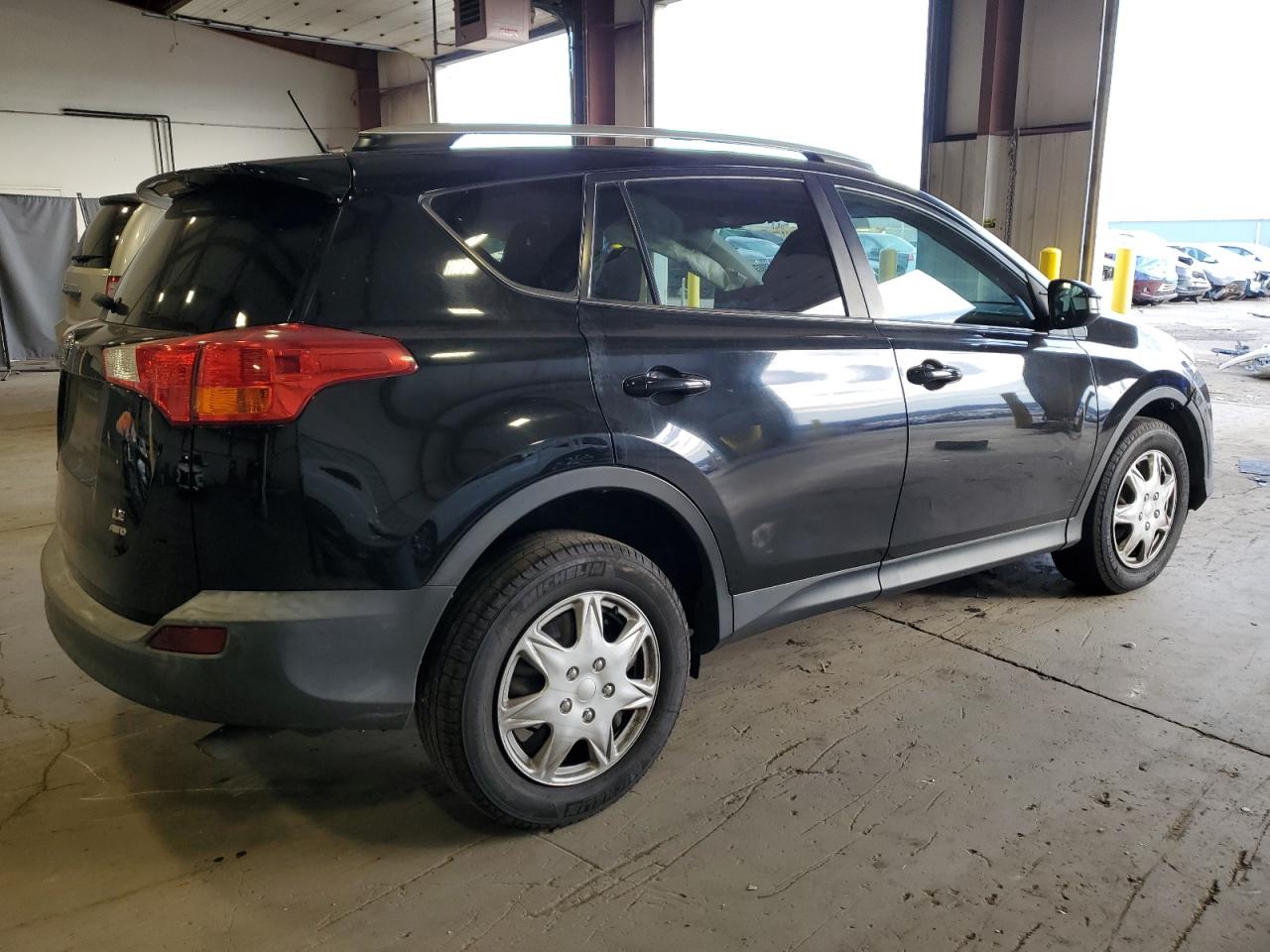 2015 Toyota RAV 4 - Image 3