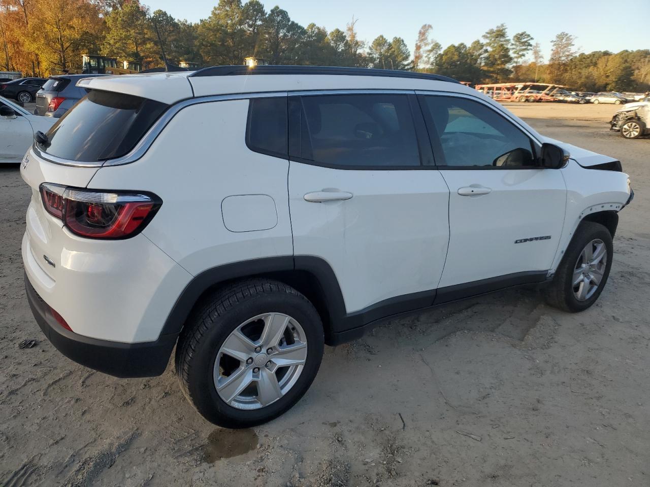2022 Jeep Compass - Image 3