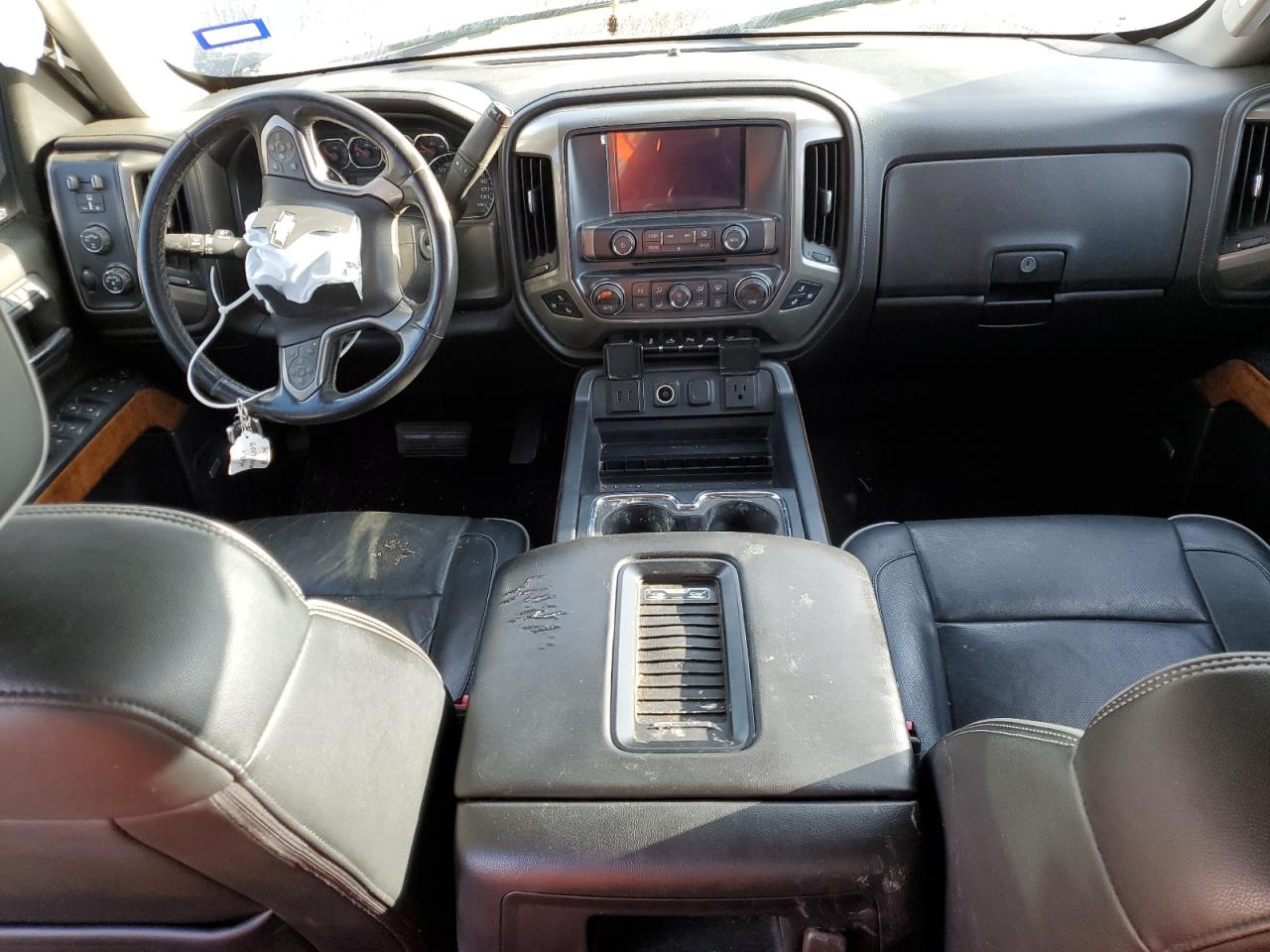 2017 Chevrolet Silverado - Image 8