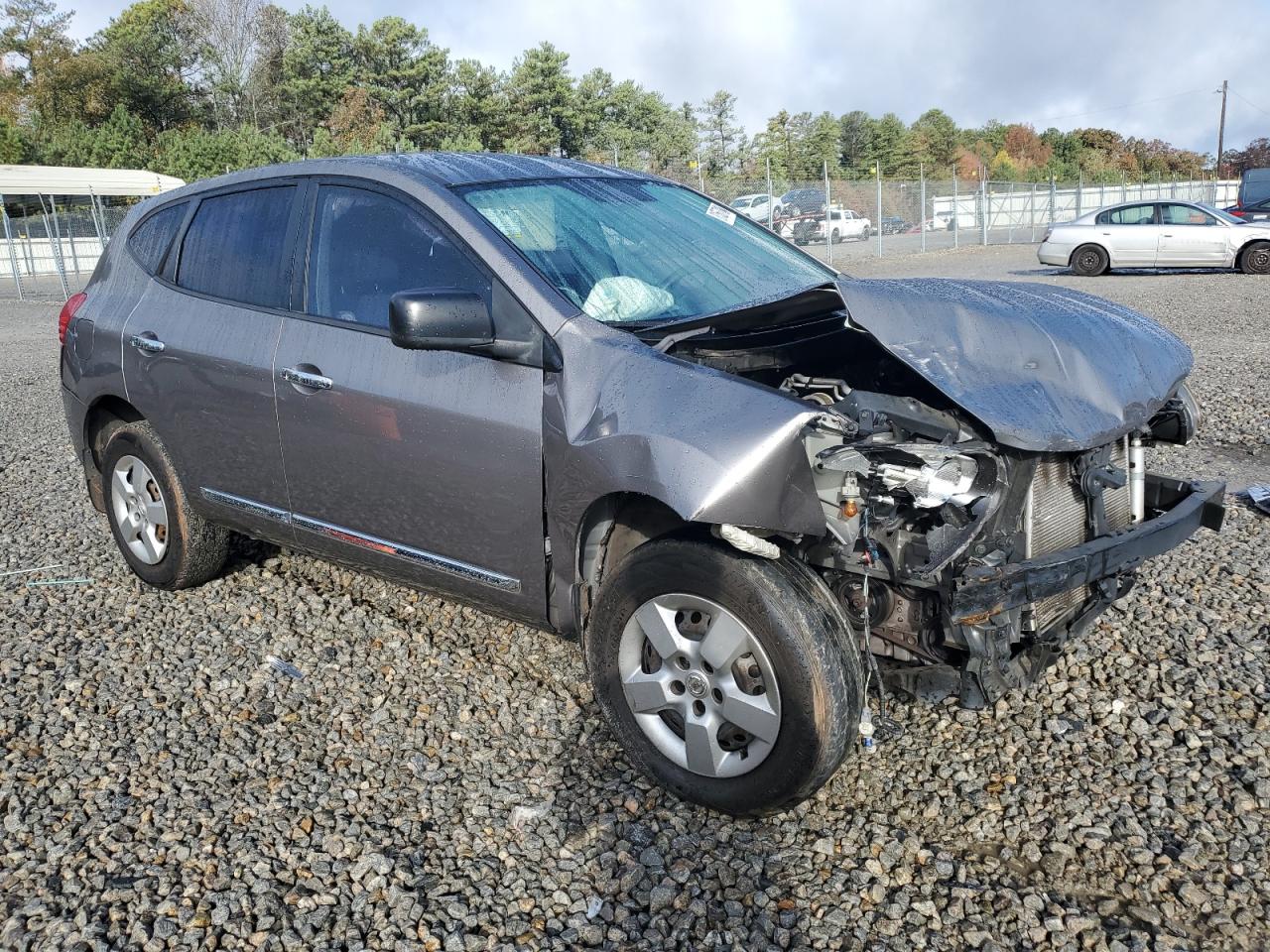 2014 Nissan Rogue - Image 4