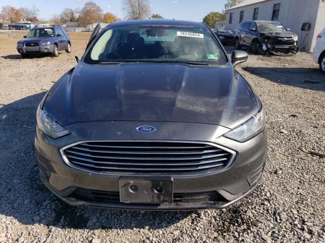  FORD FUSION 2019 Szary