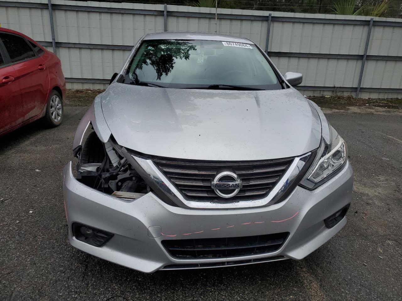 2018 Nissan Altima - Image 5