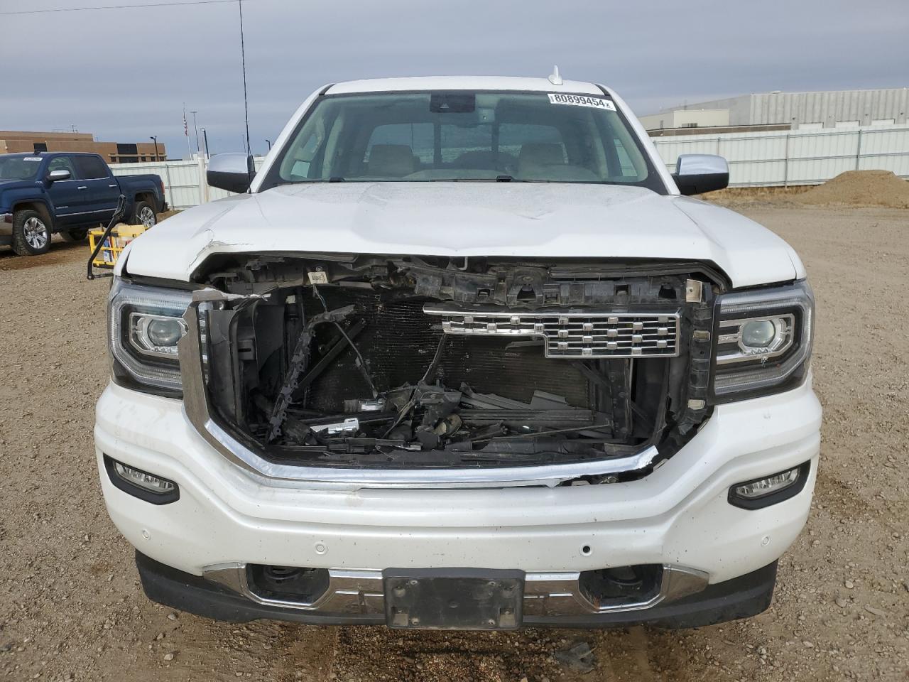 2017 GMC Sierra - Image 5