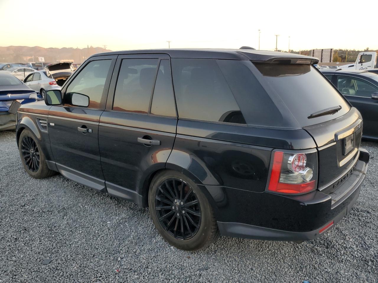 2011 Land Rover Range Rover - Image 2