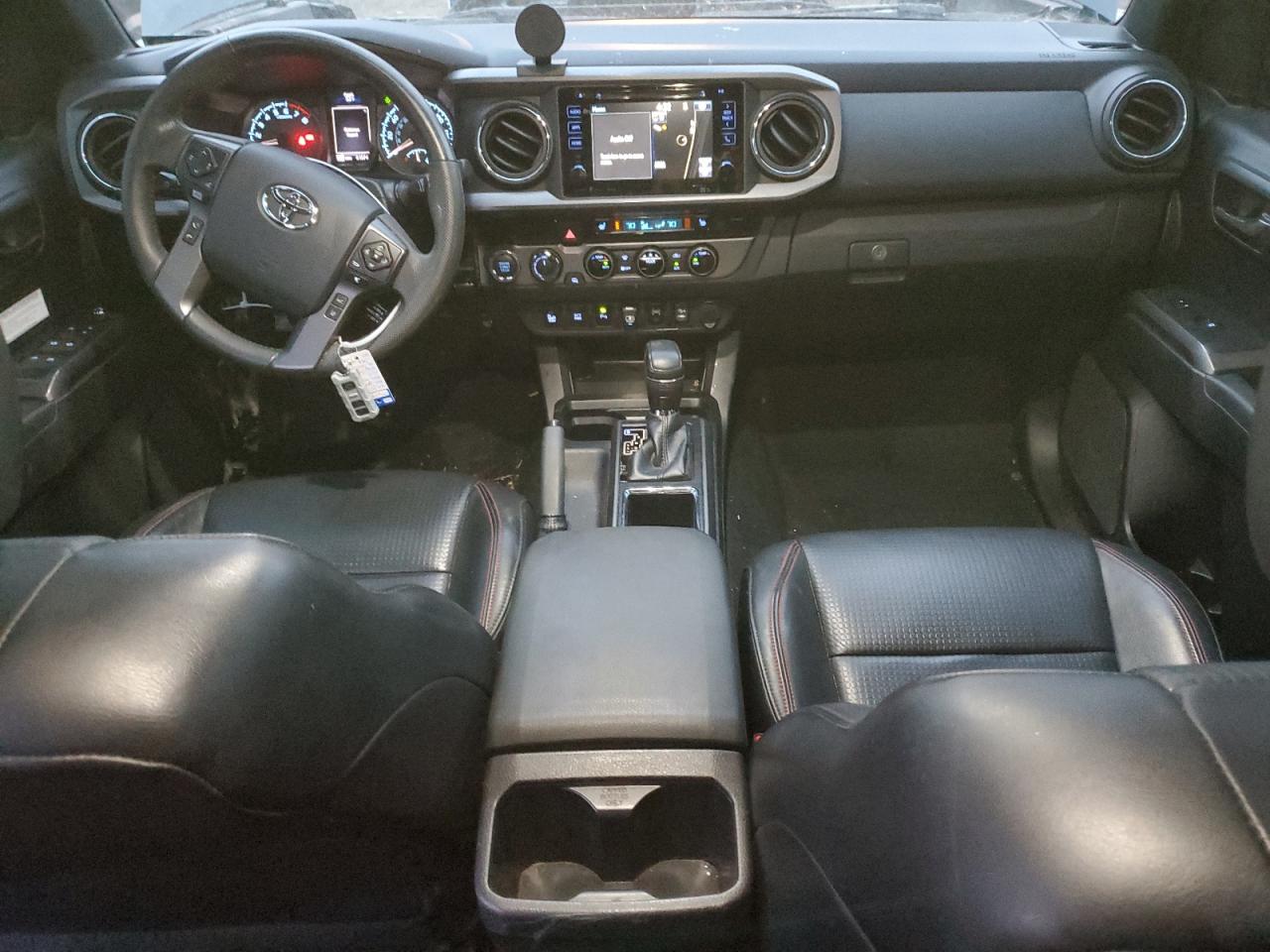 2018 Toyota Tacoma - Image 8