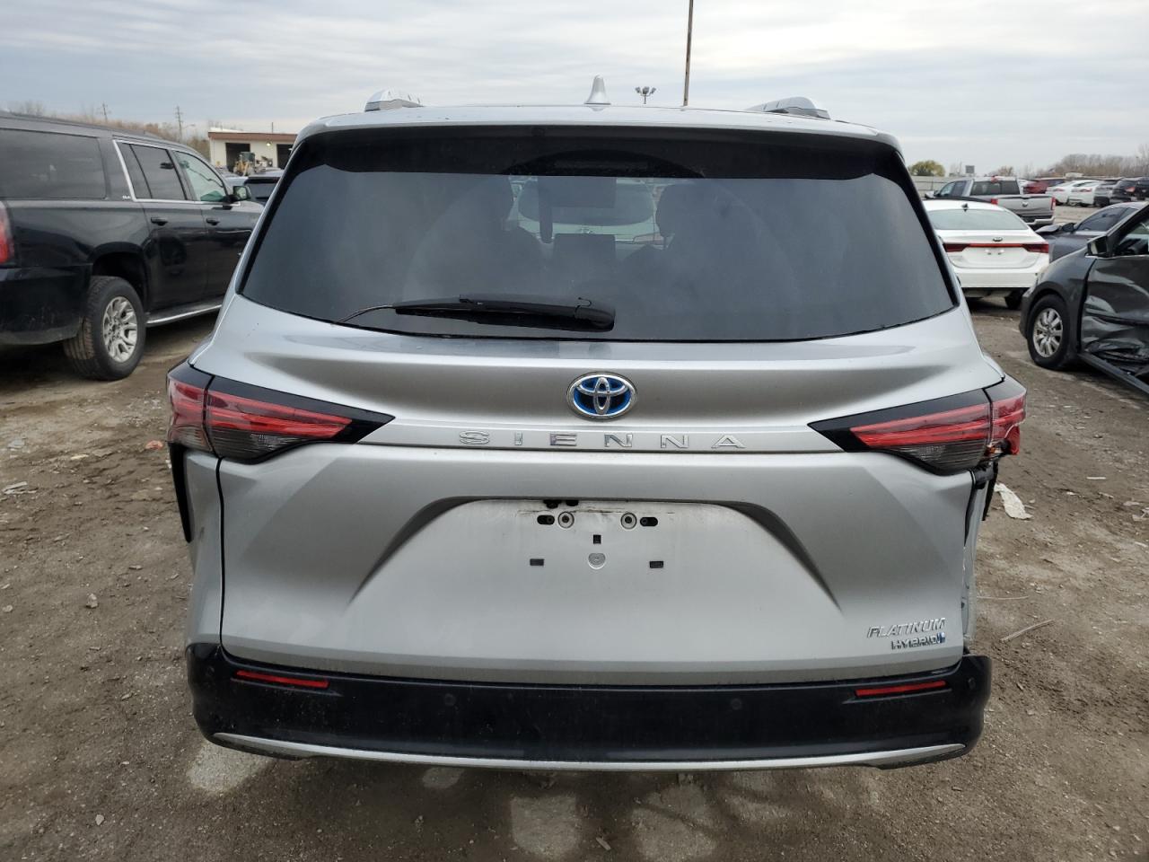 VIN 5TDERKEC0NS089535 2022 TOYOTA SIENNA no.6