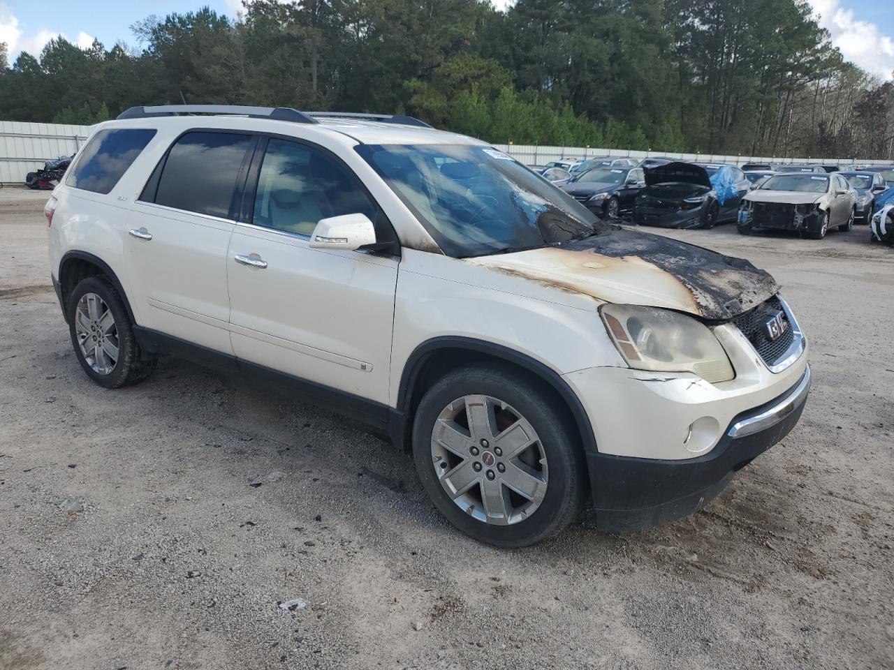 2010 GMC Acadia - Image 4