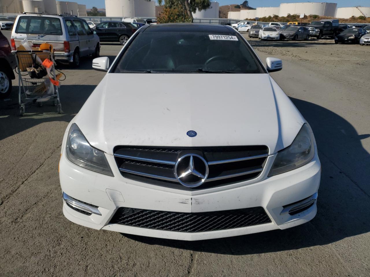 VIN WDDGJ4HB2EG328324 2014 MERCEDES-BENZ C-CLASS no.5