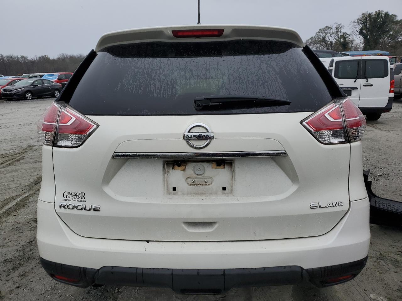 2015 Nissan Rogue - Image 6