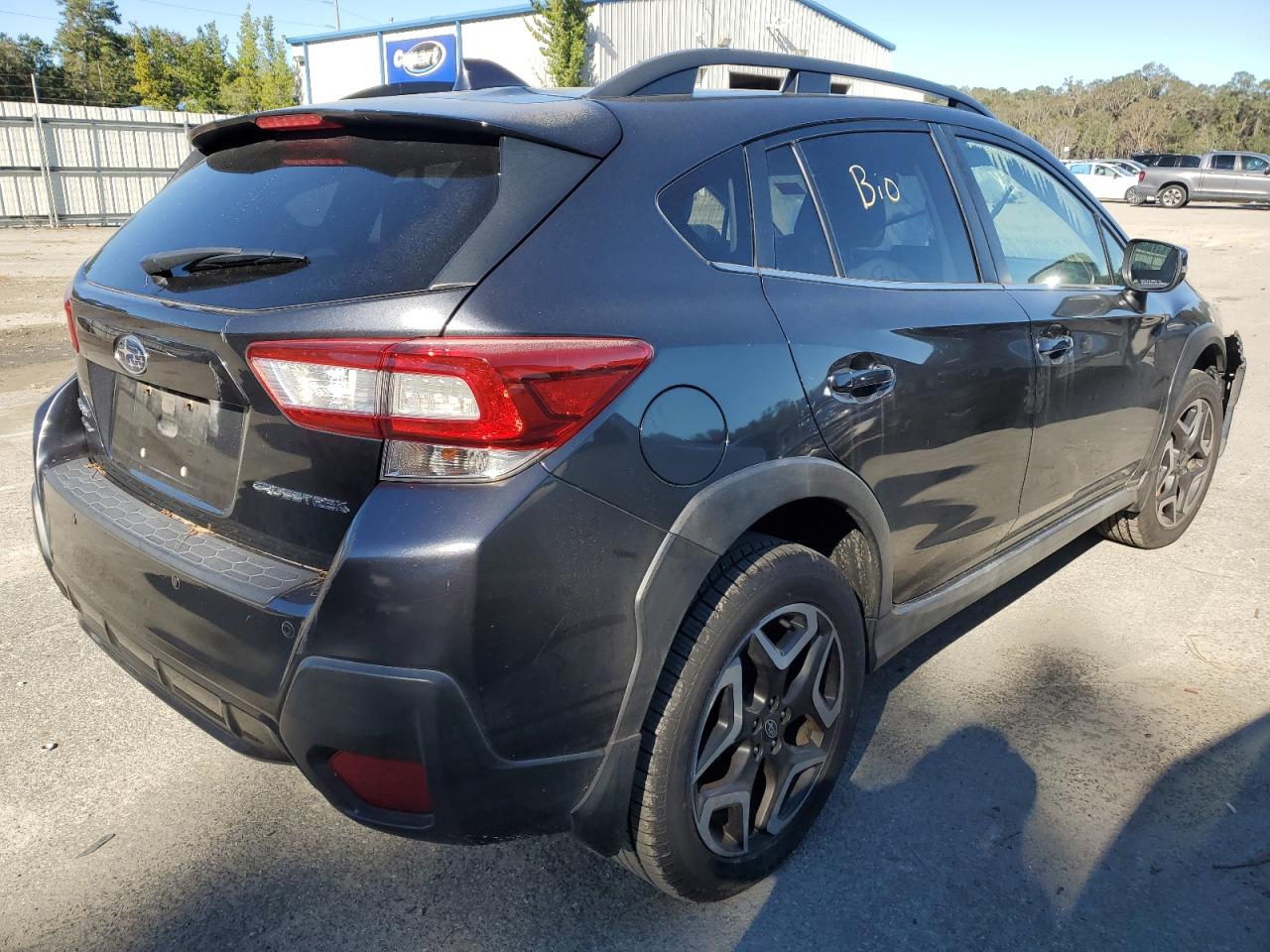 VIN JF2GTAMC6KH216635 2019 SUBARU CROSSTREK no.3