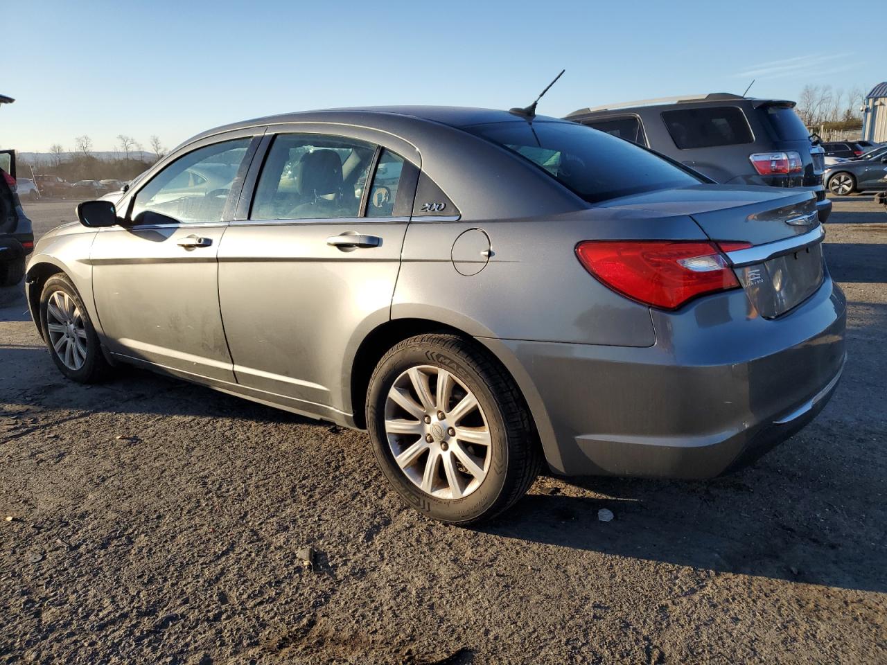 2012 Chrysler 200 - Image 2