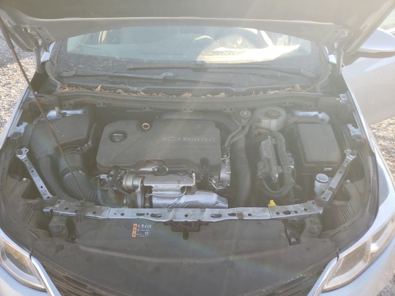2018 Chevrolet Cruze - Image 13