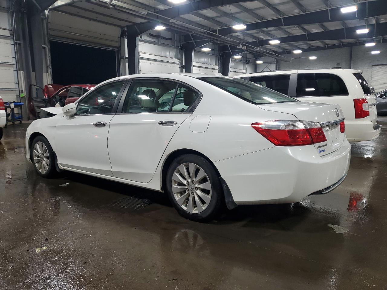 VIN 1HGCR2F81EA163335 2014 HONDA ACCORD no.2