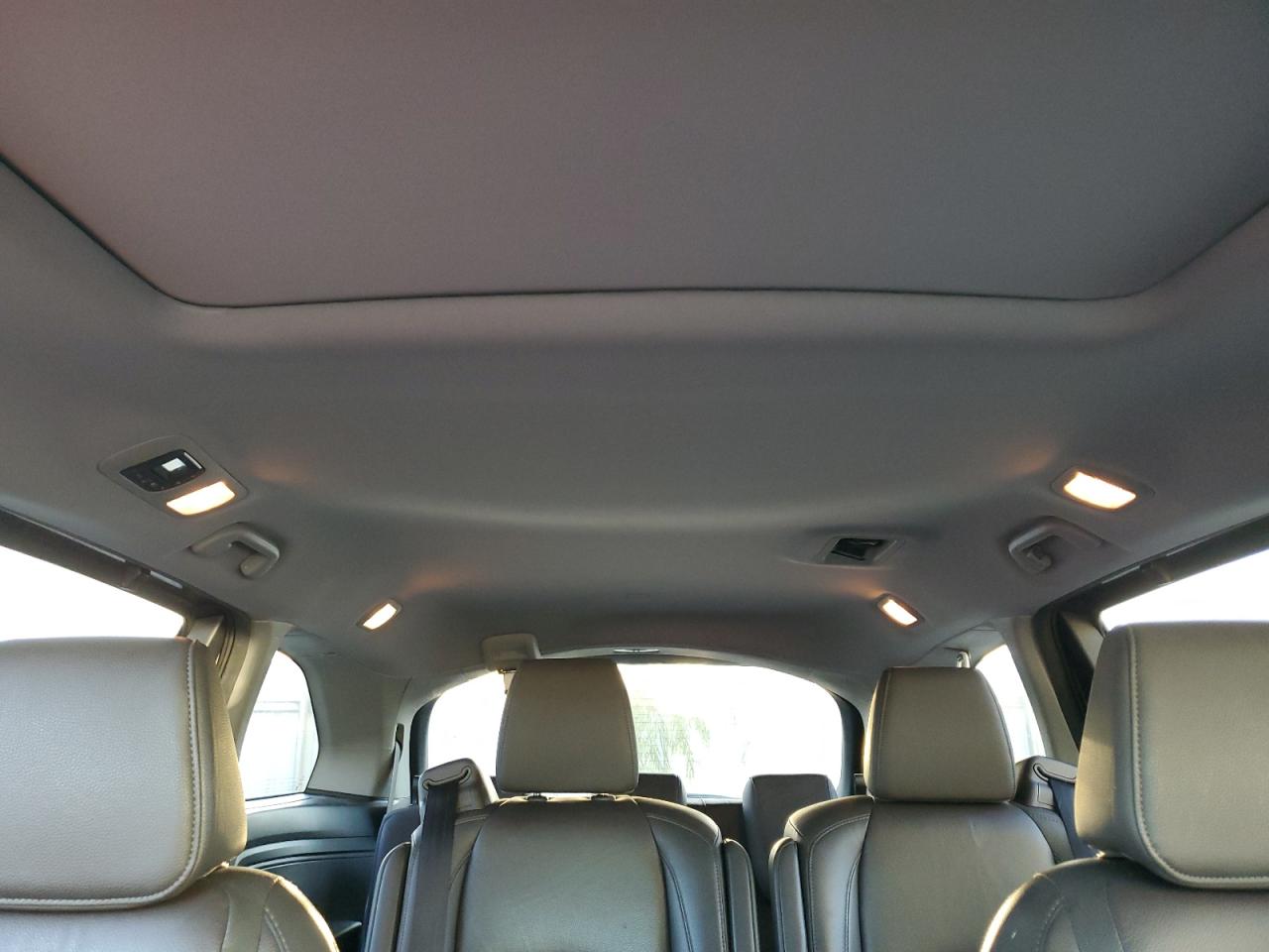 2019 Honda Odyssey - Image 10