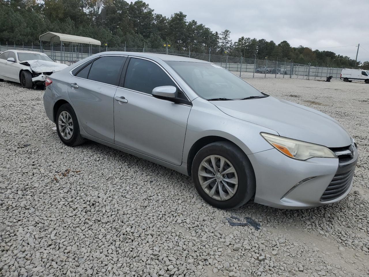 2016 Toyota Camry - Image 4