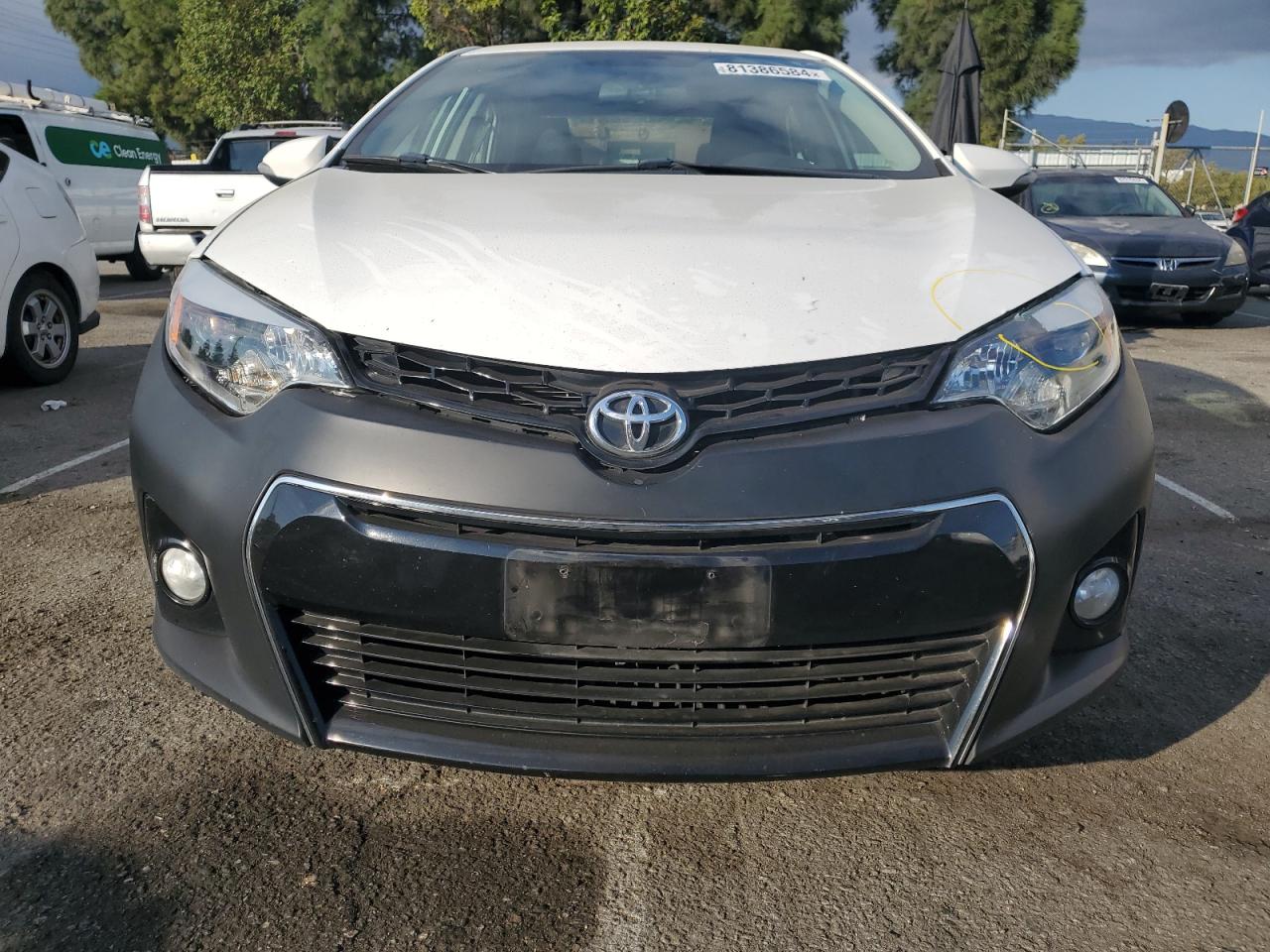 VIN 5YFBURHE2GP400384 2016 TOYOTA COROLLA no.5