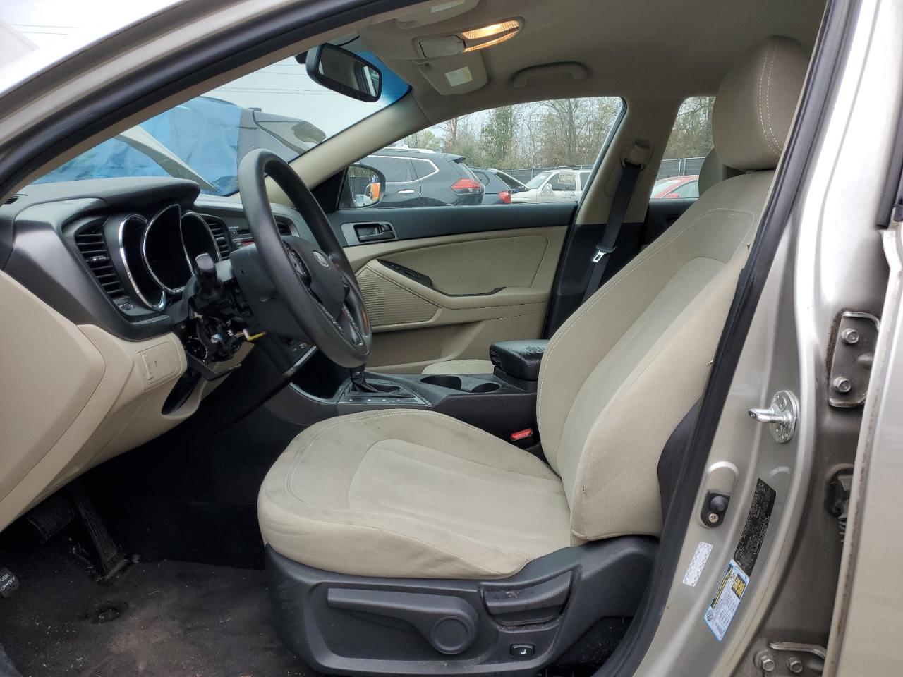2011 Kia Optima - Image 7