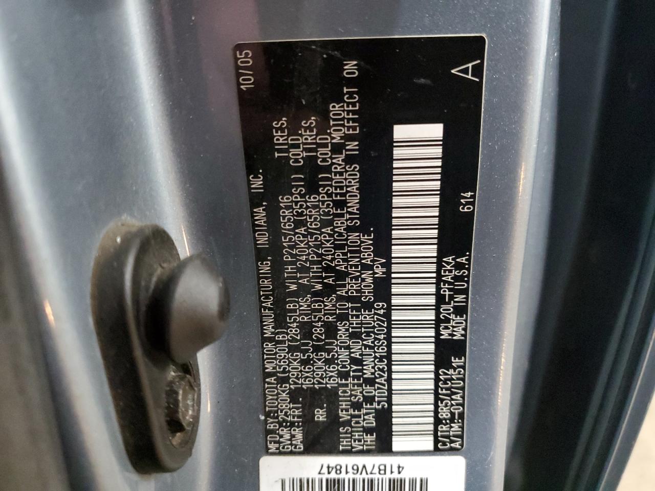 2006 Toyota Sienna - Image 14