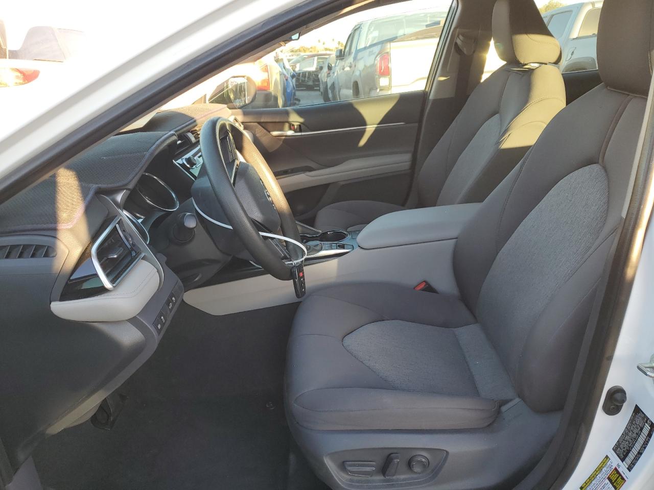 2018 Toyota Camry - Image 7