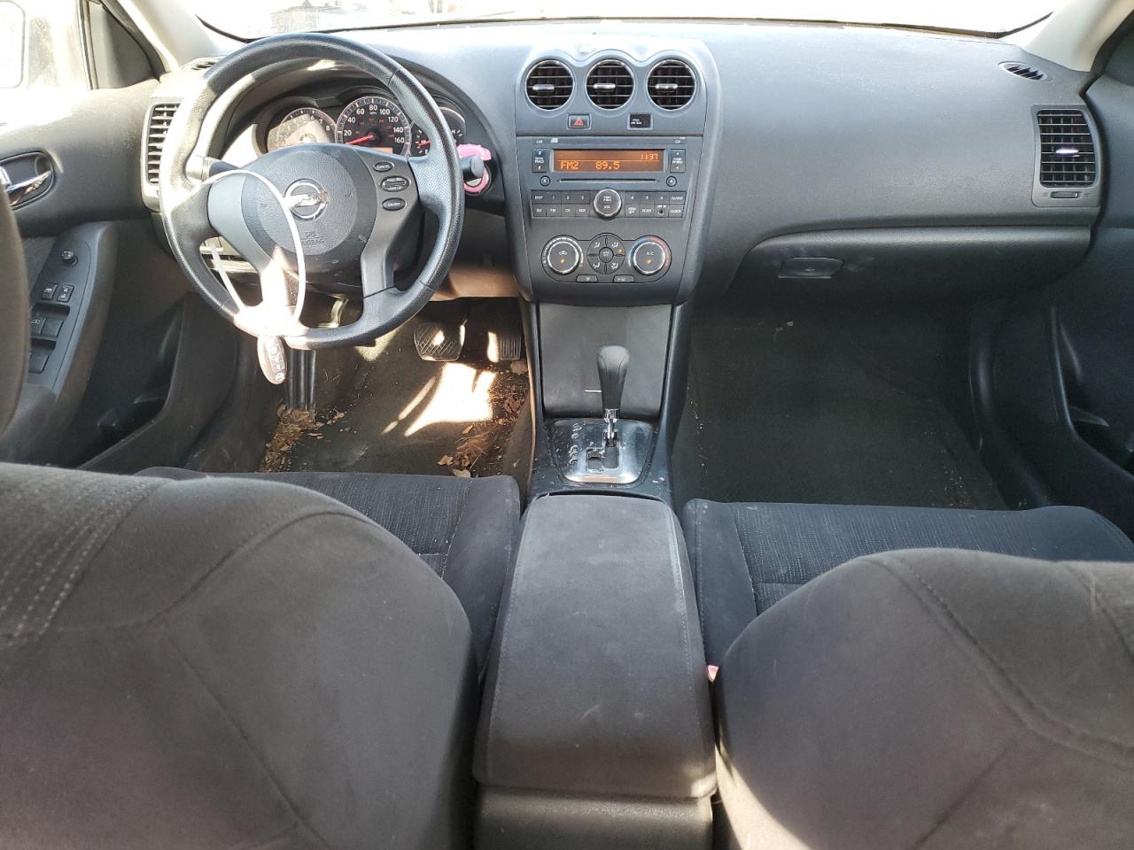 2012 Nissan Altima - Image 8