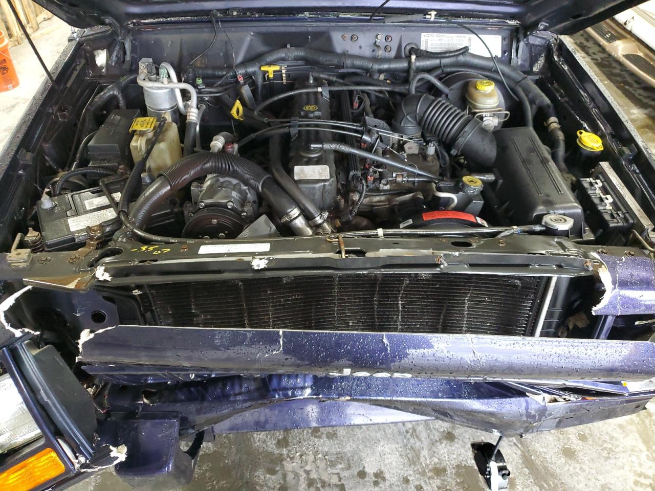 1999 Jeep Grand Cherokee - Image 11
