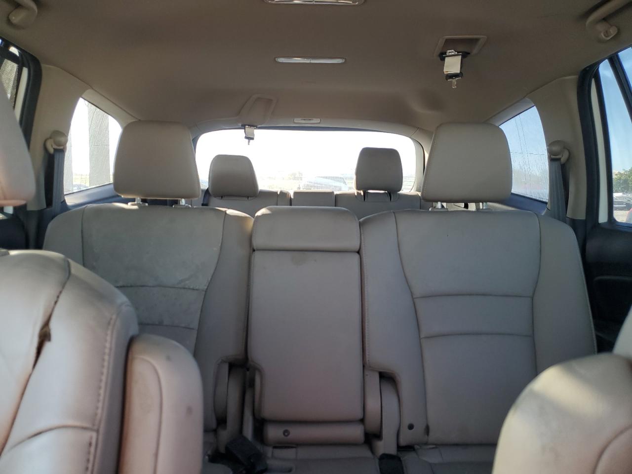 2016 Honda Pilot Touring VIN: 5FNYF6H96GB040196 Lot: 82700314