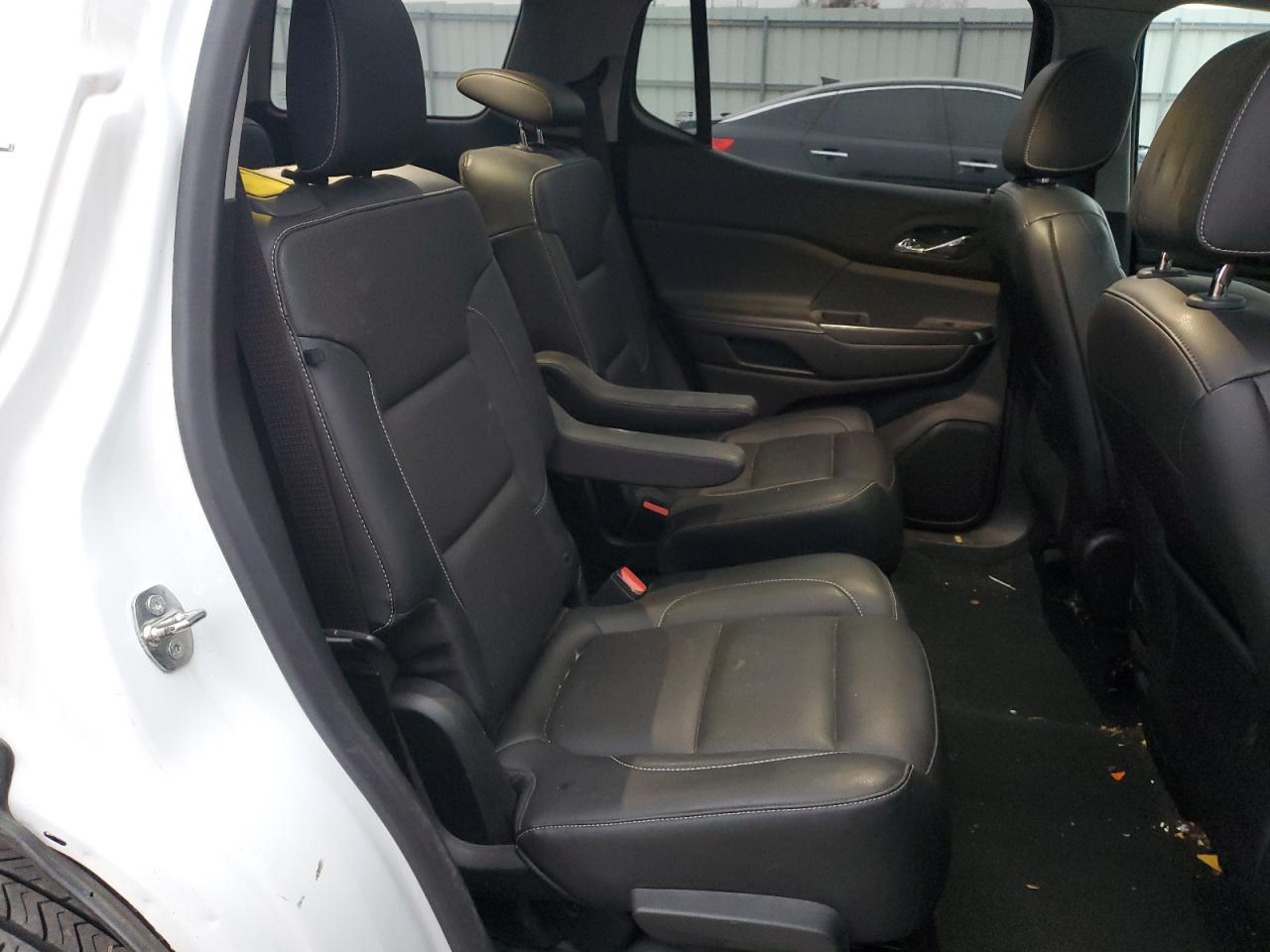 2019 GMC Acadia - Image 11