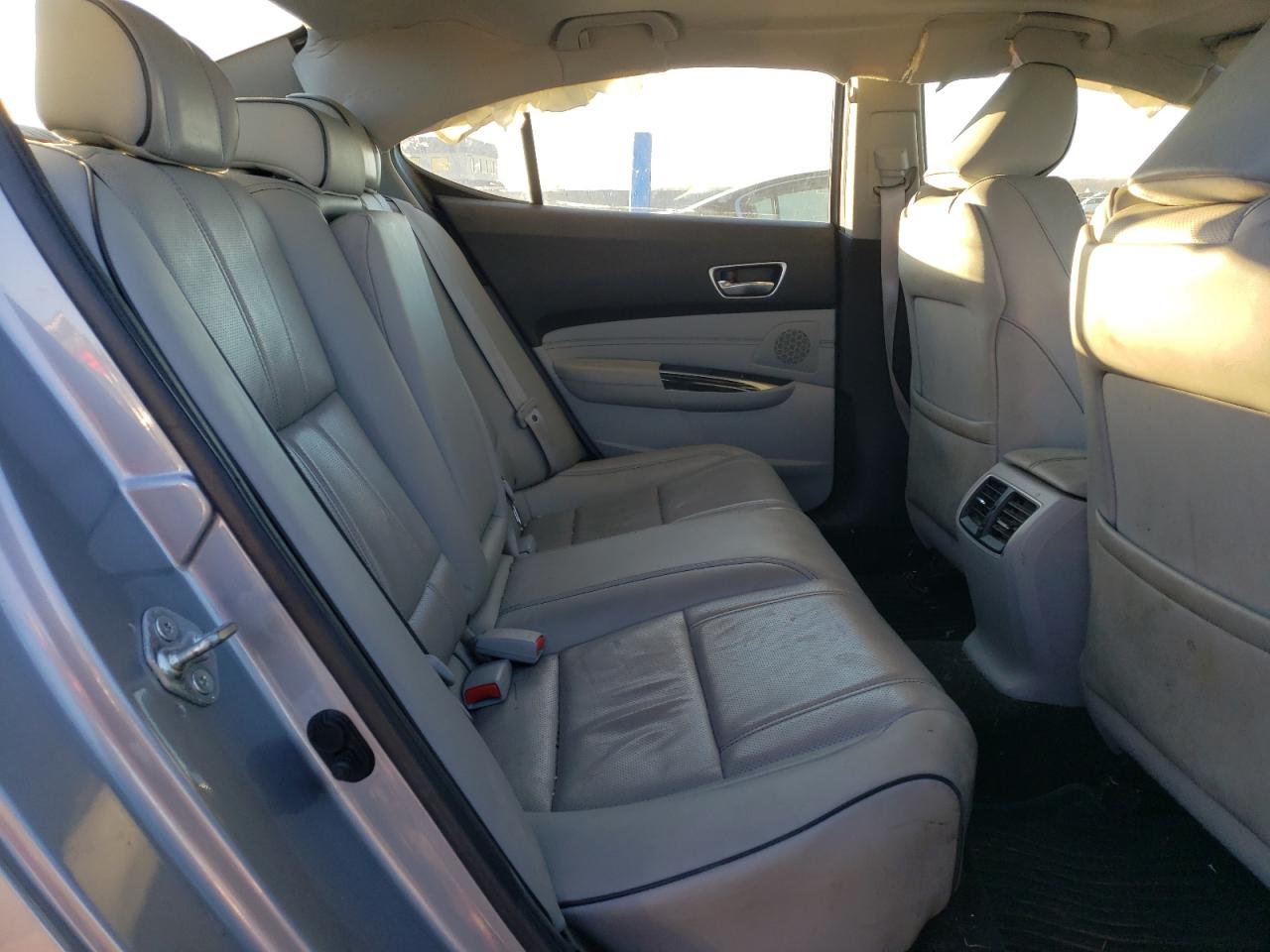 2018 Acura TLX - Image 10