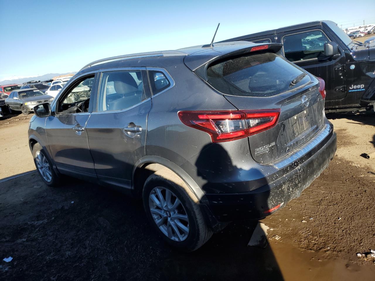 2021 Nissan Rogue - Image 2