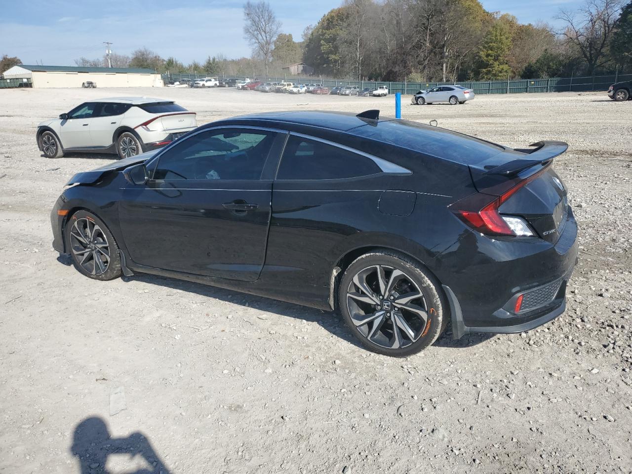 2HGFC3A59KH750557 2019 HONDA CIVIC - Image 2