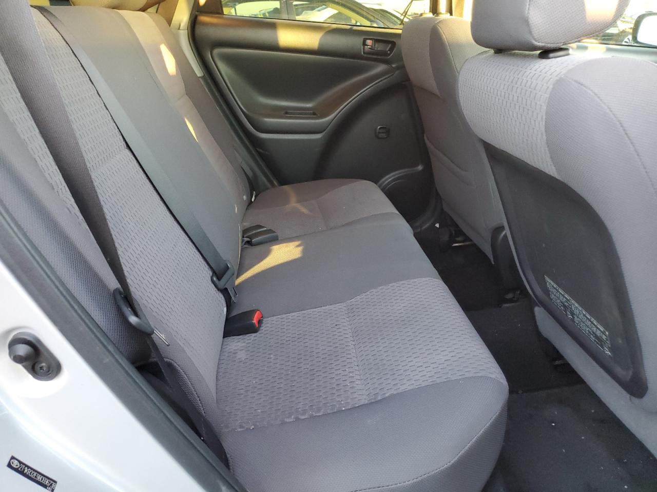 2008 Toyota Matrix - Image 11
