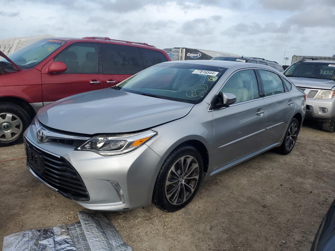 2016 TOYOTA AVALON