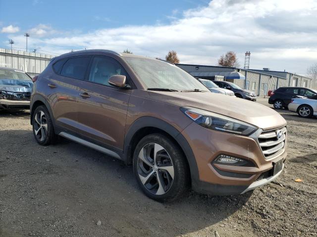  HYUNDAI TUCSON 2017 Коричневий