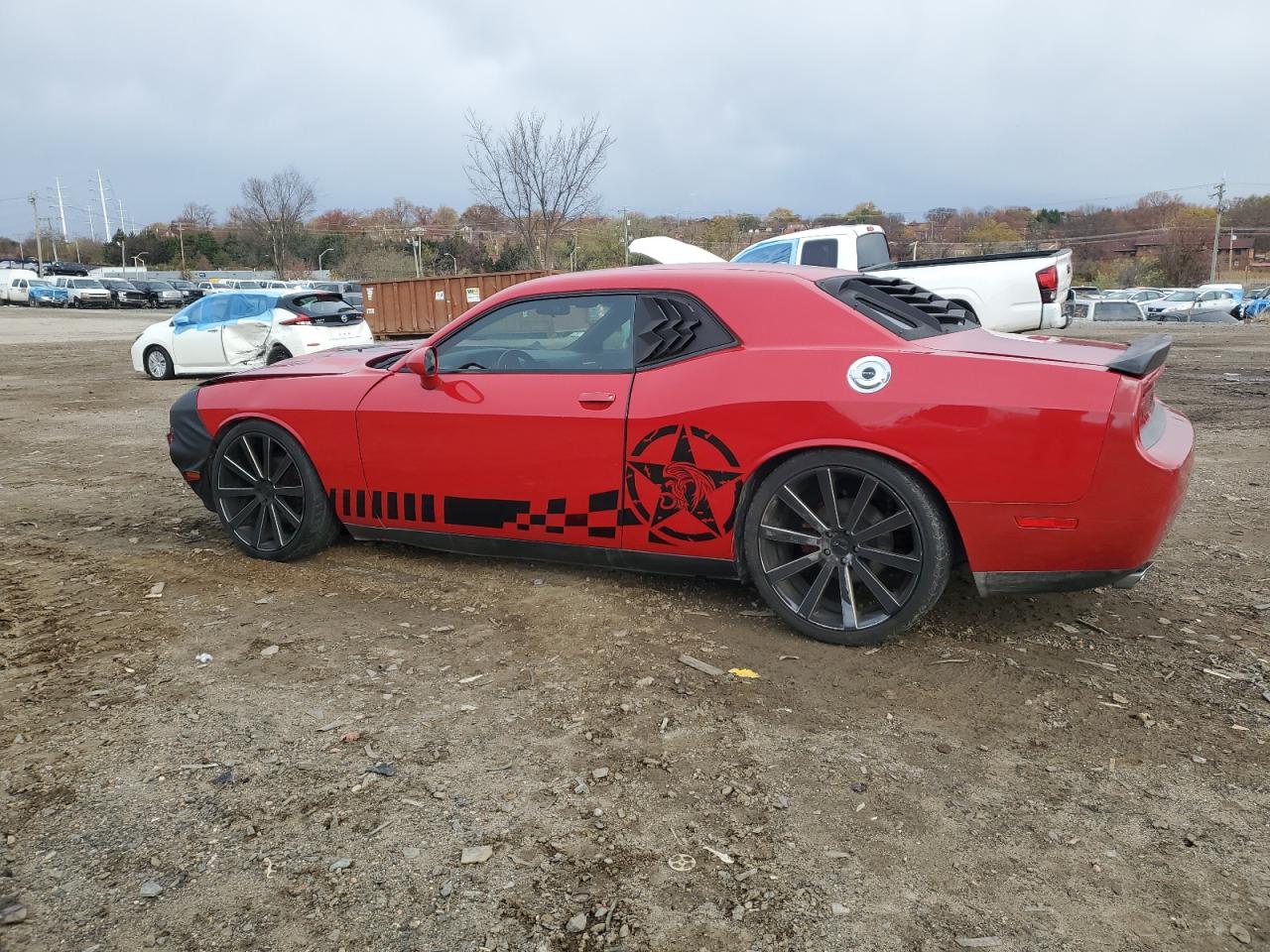 2013 Dodge Challenger - Image 2