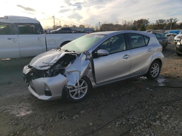 2013 Toyota Prius C 