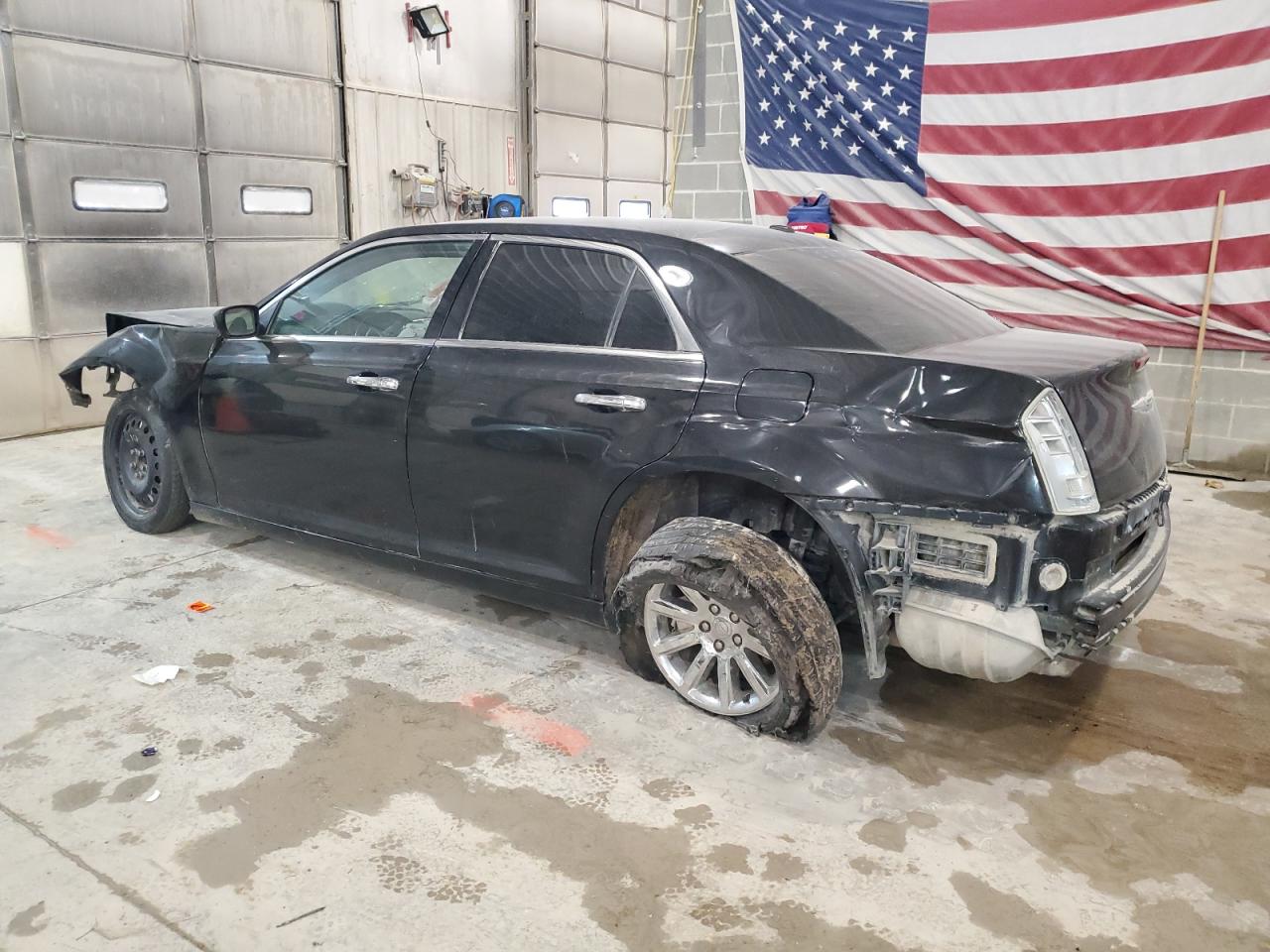 2014 Chrysler 300 - Image 2