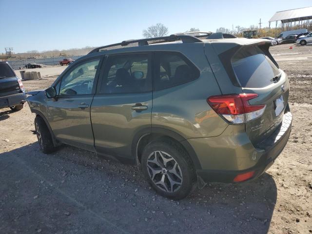  SUBARU FORESTER 2019 Зеленый