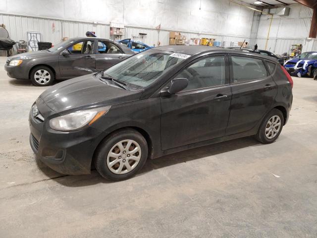 2013 Hyundai Accent Gls للبيع في Milwaukee، WI - Mechanical