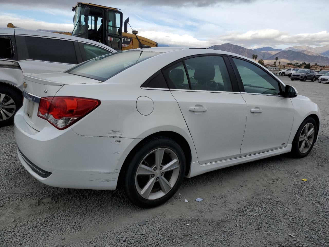 2014 Chevrolet Cruze - Image 3